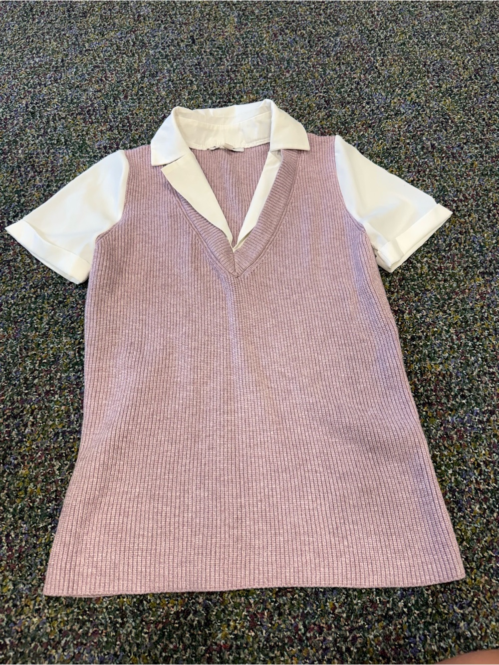 Sleeveless V-Neck Knit Top with White Collar - Pink